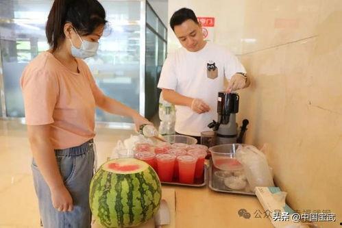 江阴近期热门吃瓜事件新闻,揭秘近期热门吃瓜事件背后的真相