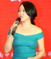 明星网红杨钰莹简介资料,甜歌皇后，魅力四射的网红传奇