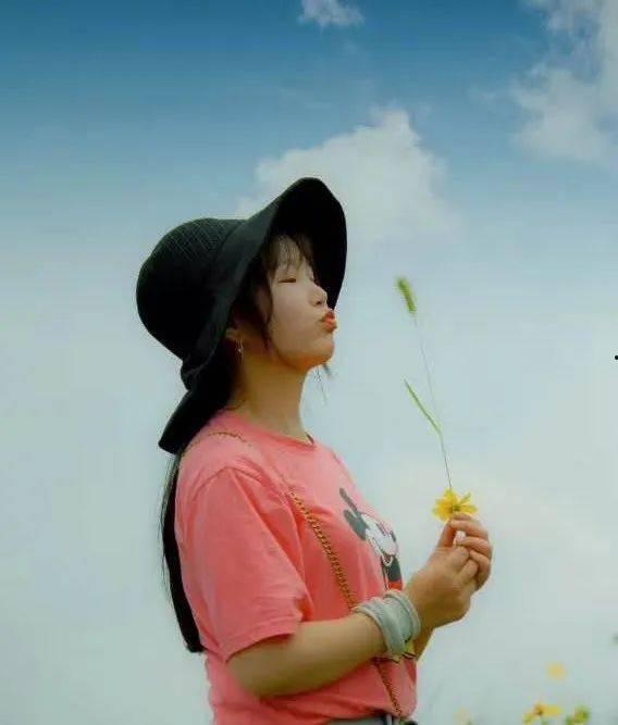 鄂州明星网红是谁,揭秘鄂州明星网红是谁