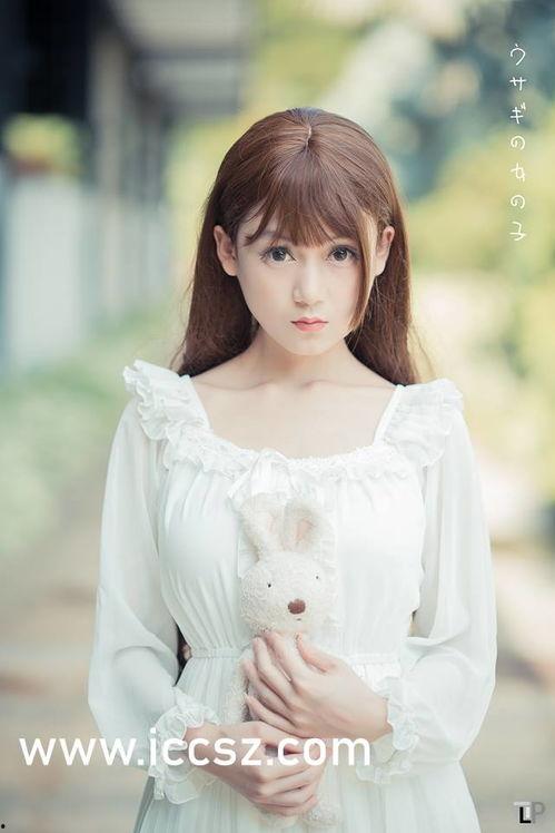 黑料吃瓜爆料反差婊明星,反差婊明星背后的真实面目