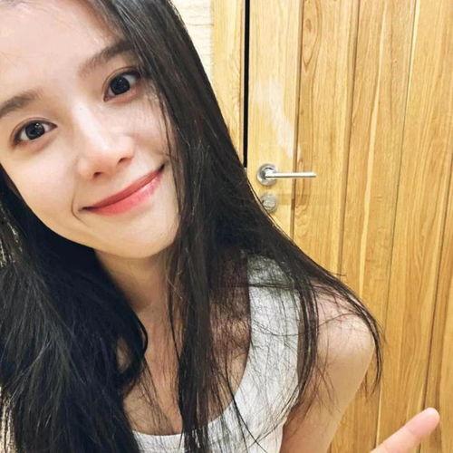 明星网红应援头像女,女生们的时尚宣言