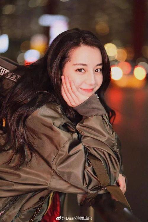 炸街级明星网红,闪耀都市的璀璨星辉