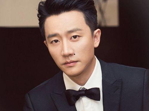 unqlu明星网红同款,明星热捧——揭秘unqlu明星网红同款背后的魅力