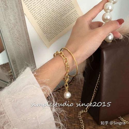 明星网红手镯手链推荐,时尚潮流必备单品推荐