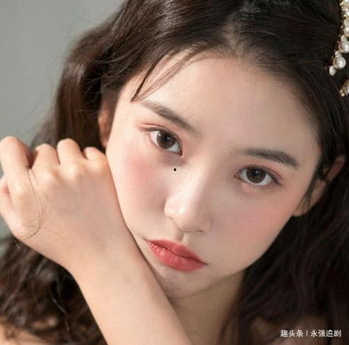 明星网红牙刷杯图片,时尚生活新选择